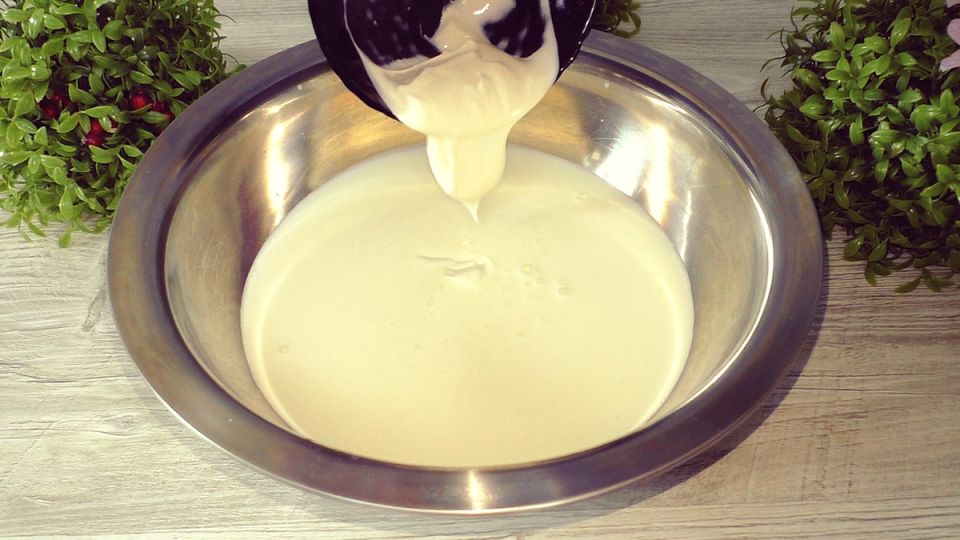 Нежные пирожки с луком и яйцом: быстро и вкусно