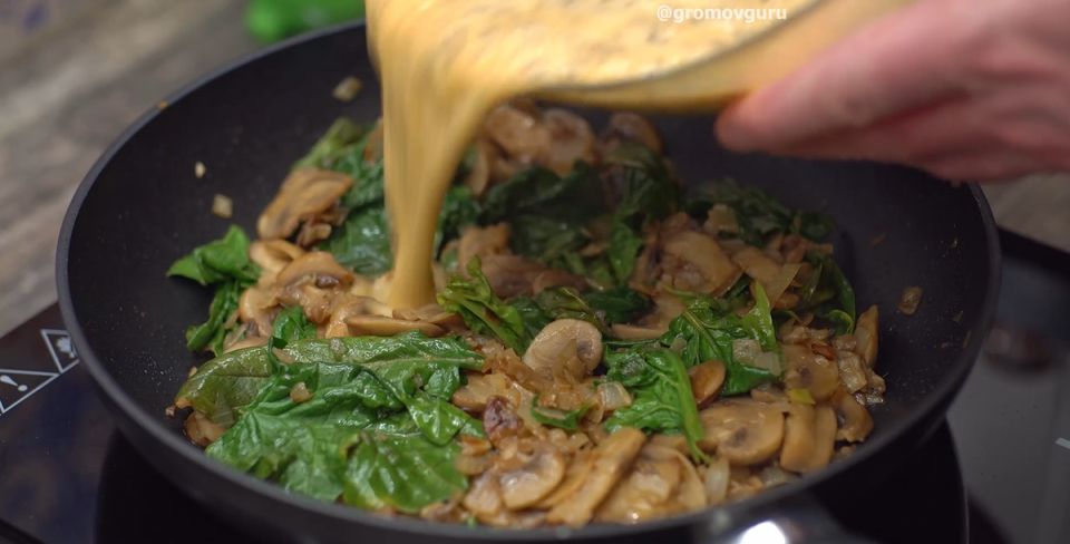 Питательный и вкусный омлет на завтрак