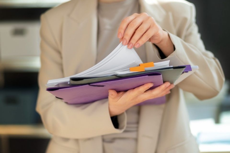 Незаметные нарушения: повседневные привычки россиян, которые ставят под удар закон