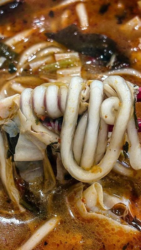 Как острые и кислые лапши завоевывают сердца гурманов