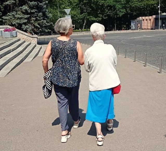 Как восстановить связь с взрослой дочкой: советы для матерей