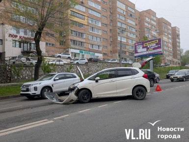           Honda Fit  Toyota Vitz
