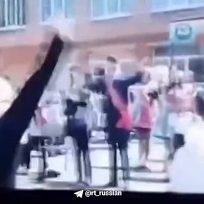 Классного руководителя школьников, которые станцевали на крыше во Владивостоке, привлекли к дисциплинарной ответственности