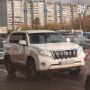 Подозрительная коробка обнаружена привязанной к днищу внедорожника в Москве