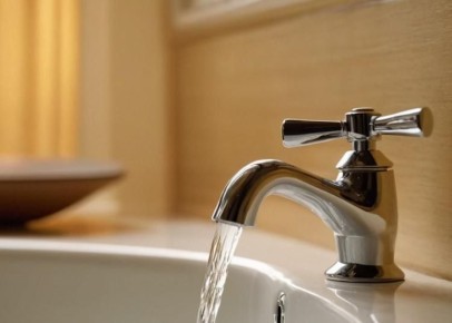 Сотни квартир во Владивостоке остались без холодной воды: адреса
