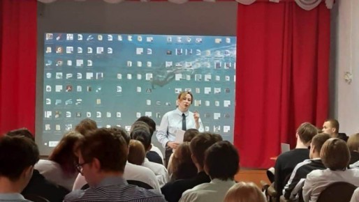 В Артеме Приморского края полицейские и общественники проводят акцию «Вместе против наркотиков»