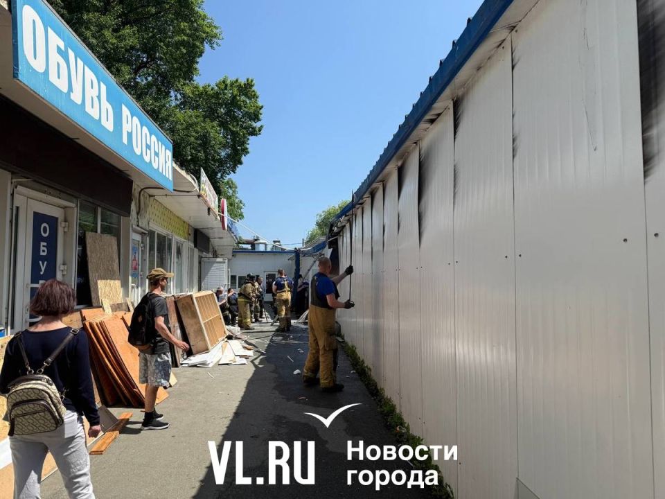 На блошином рынке между Луговой и Спортивной загорелось халяльное кафе