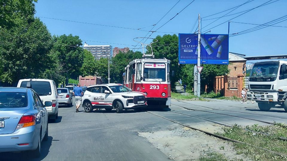             Chery Tiggo