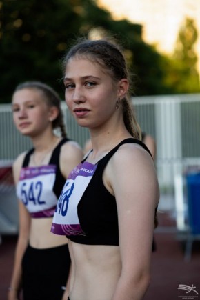            U16,      4  6 