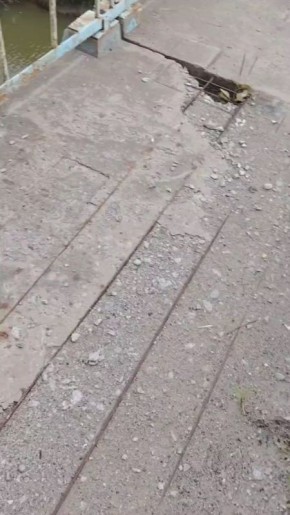 ,   !:      