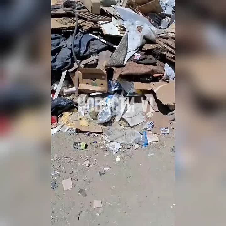        ,  ,  3-       