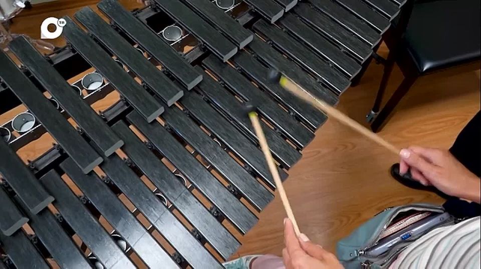     .         8