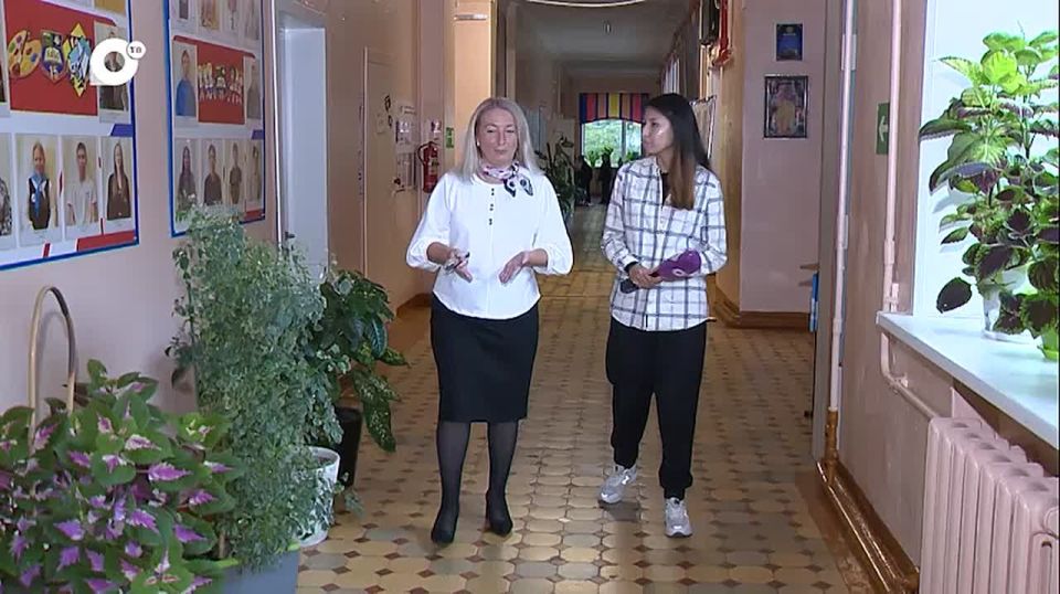 «Земский учитель» из Барнаула стала гордостью школы №15 на Русском острове