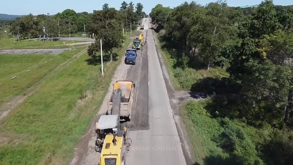  :     ǻ