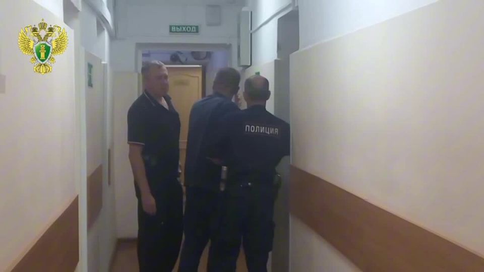 Экс-начальника отдела судебных приставов по Ленинскому району Владивостока задержали по подозрению во взяточничестве в интересах «Примтеплоэнерго»