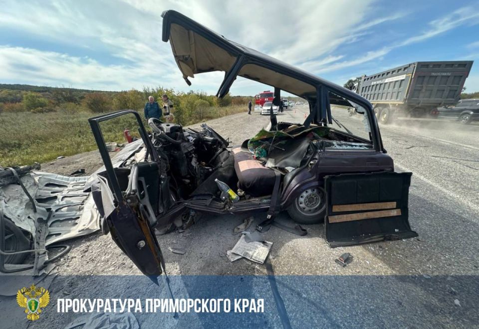 В Приморье на трассе произошло страшное ДТП — погибли два человека