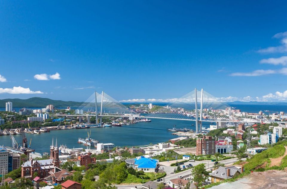 На скейте в экстрим-парке и на стропе в зале: сборная Приморского края по сноуборду в параллельных дисциплинах готовится к соревновательному сезону