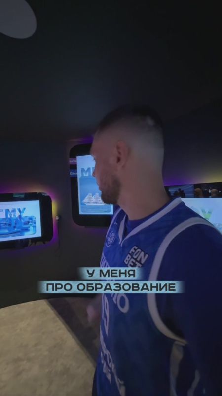              ,            19:00     ...