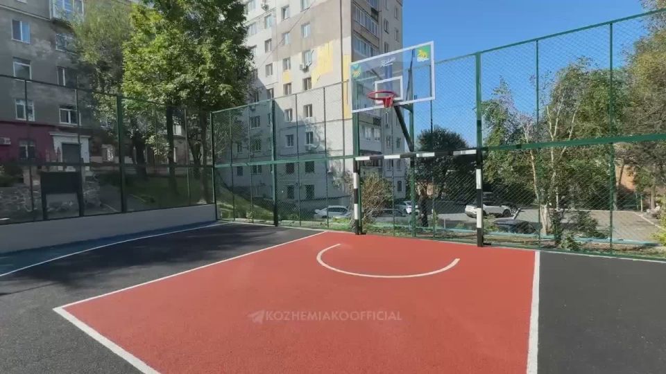  :        