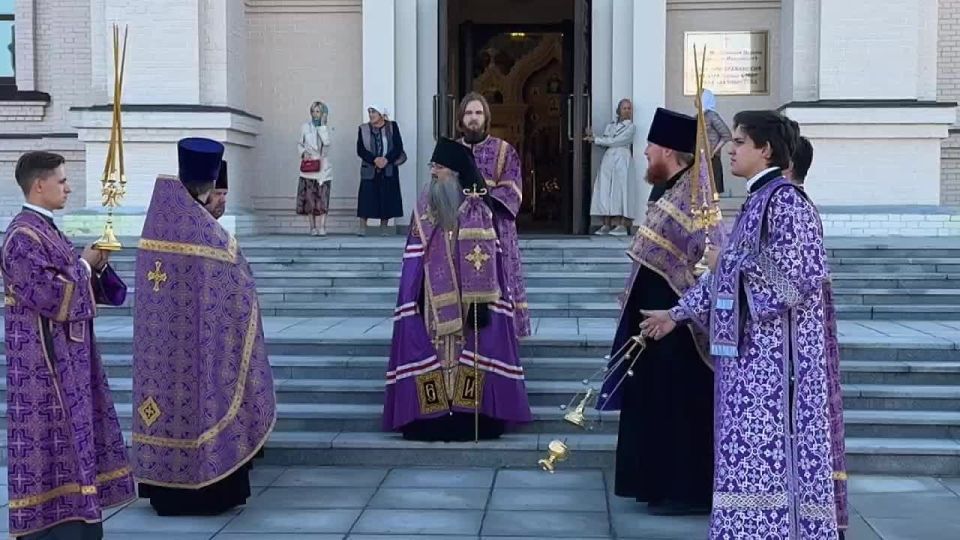 Во Владивостокскую епархию прибыл ковчег с частицей Пояса Пресвятой Богородицы из Казанского кафедрального собора города Санкт-Петербурга