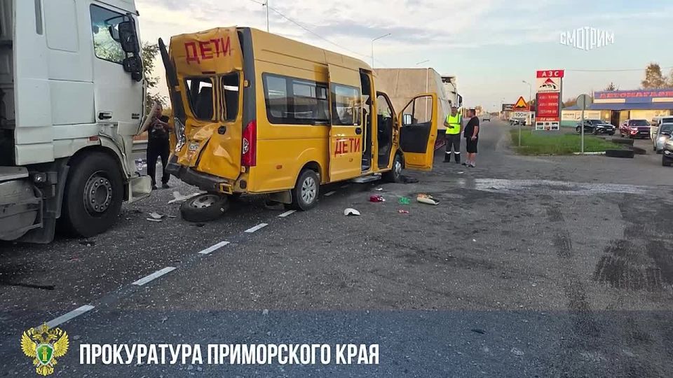 Шесть детей пострадали в ДТП в Приморье