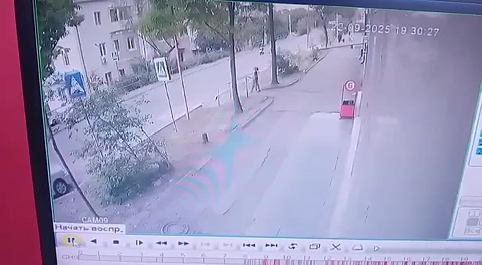     ,   8- 