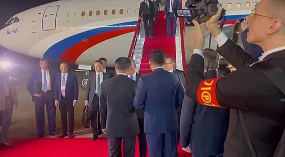 Олег Кожемяко посетил Пхеньян в составе президентской делегации