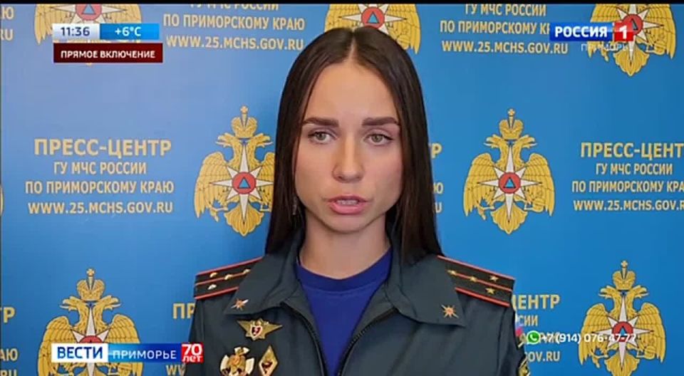 Маломобильную женщину спасли из квартиры дома во Владивостоке, где возник пожар