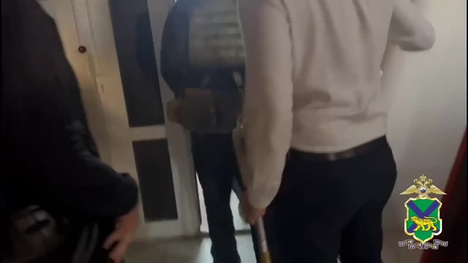 В Уссурийске Приморского края полицейские пресекли деятельность нелегального игорного заведения