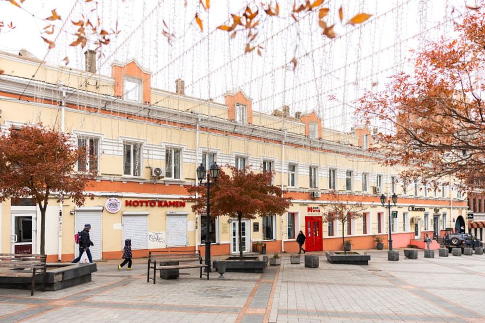 Жилой дом культурного наследия спасают от обрушения в центре Владивостока