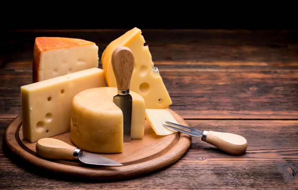 Вкусный мир твердых сыров: как выбрать идеальный продукт для вашей тарелки
