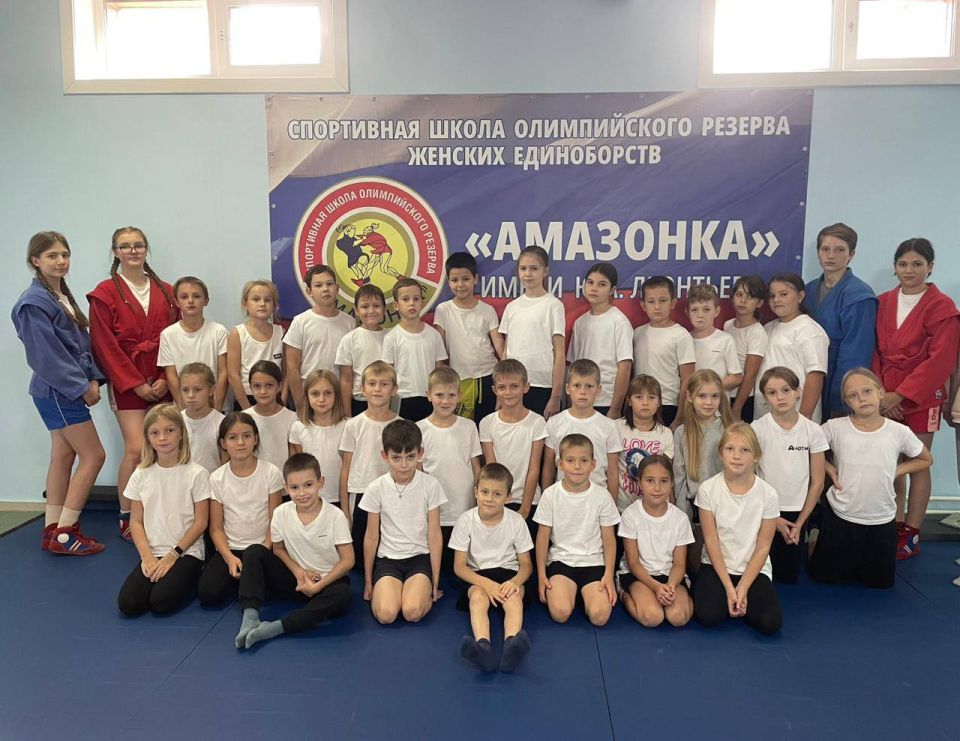 Прошли мастер-классы в рамках реализации проекта "Юные спортсмены- это наше будущее" на базах СОШ г.Владивостока 11, 46, 59, 60, 77 и 82