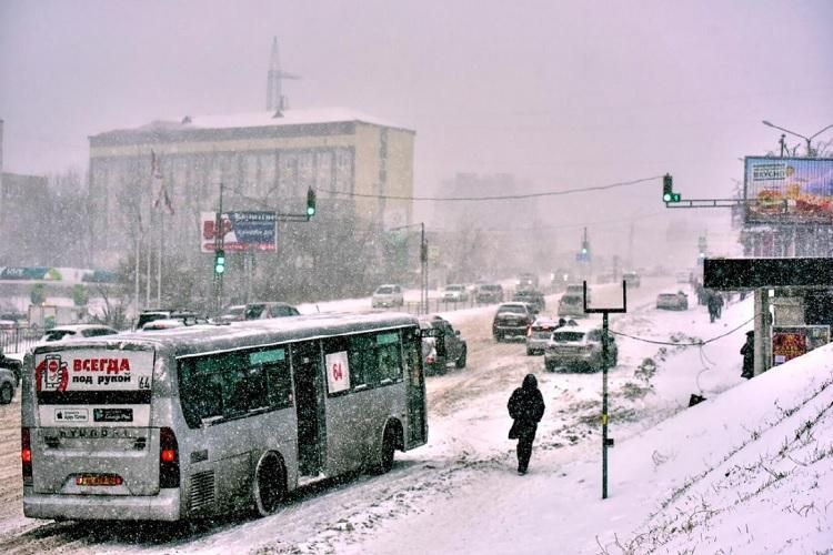 Снег и гололед ожидаются в Приморье: прогноз на выходные