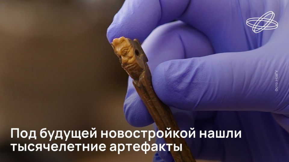 Археологи, обследовавшие место строительства нового дома в Старой Руссе, обнаружили целую коллекцию древних артефактов