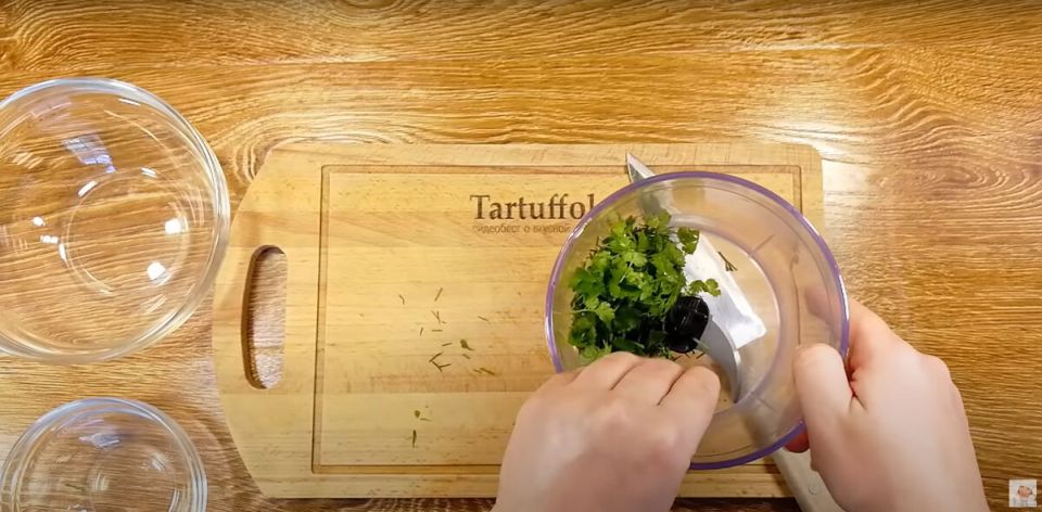 Летнее лакомство: кабачковые рулетики с разнообразной начинкой