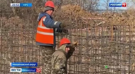 Всё, что нужно человеку от ЖКХ, по большому счёту, это тепло и чистая вода