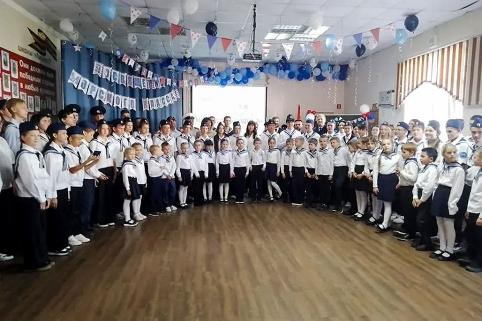 В школе «Лидер-2» пополнились ряды юнг
