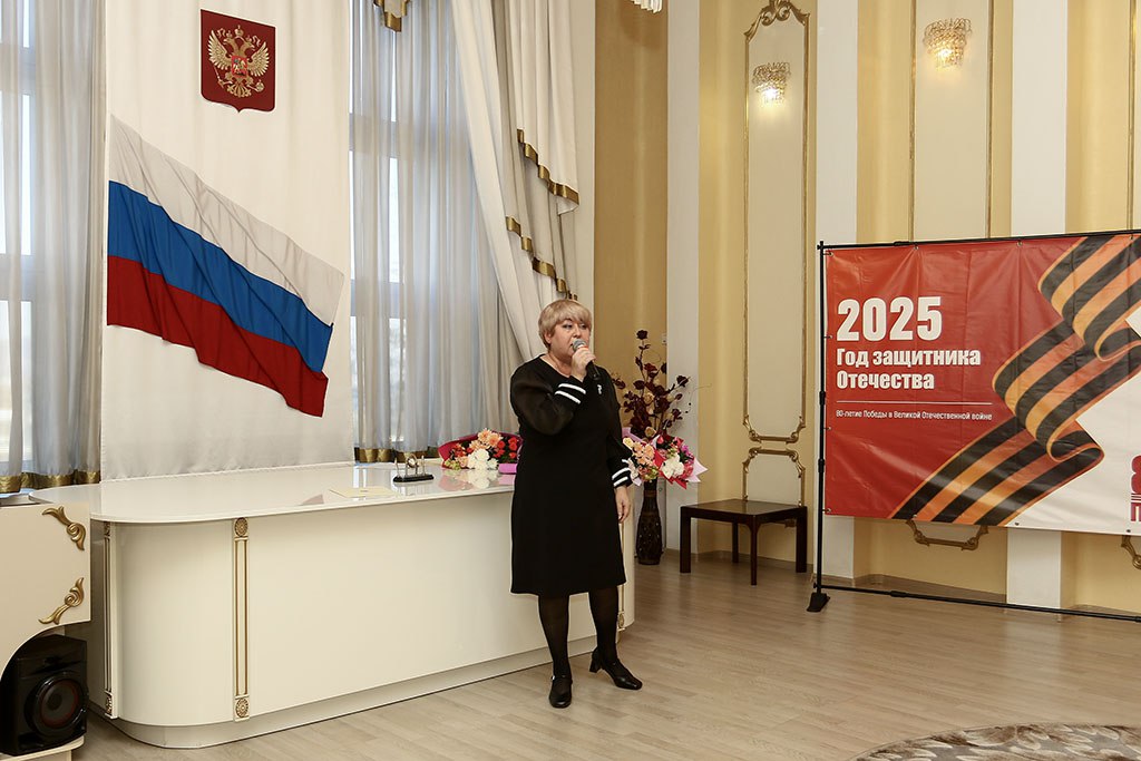 «Папа – опора семьи»: в Находкинском управлении ЗАГС чествовали отцов «Папа – опора семьи»: в Находкинском управлении ЗАГС чествовали отцов