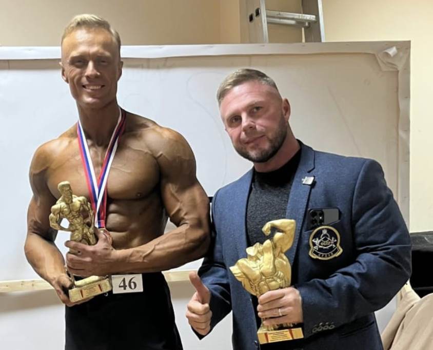 Спортсмен из Находки впервые стал абсолютным чемпионом Приморья по бодибилдингу Спортсмен из Находки впервые стал абсолютным чемпионом Приморья по бодибилдингу