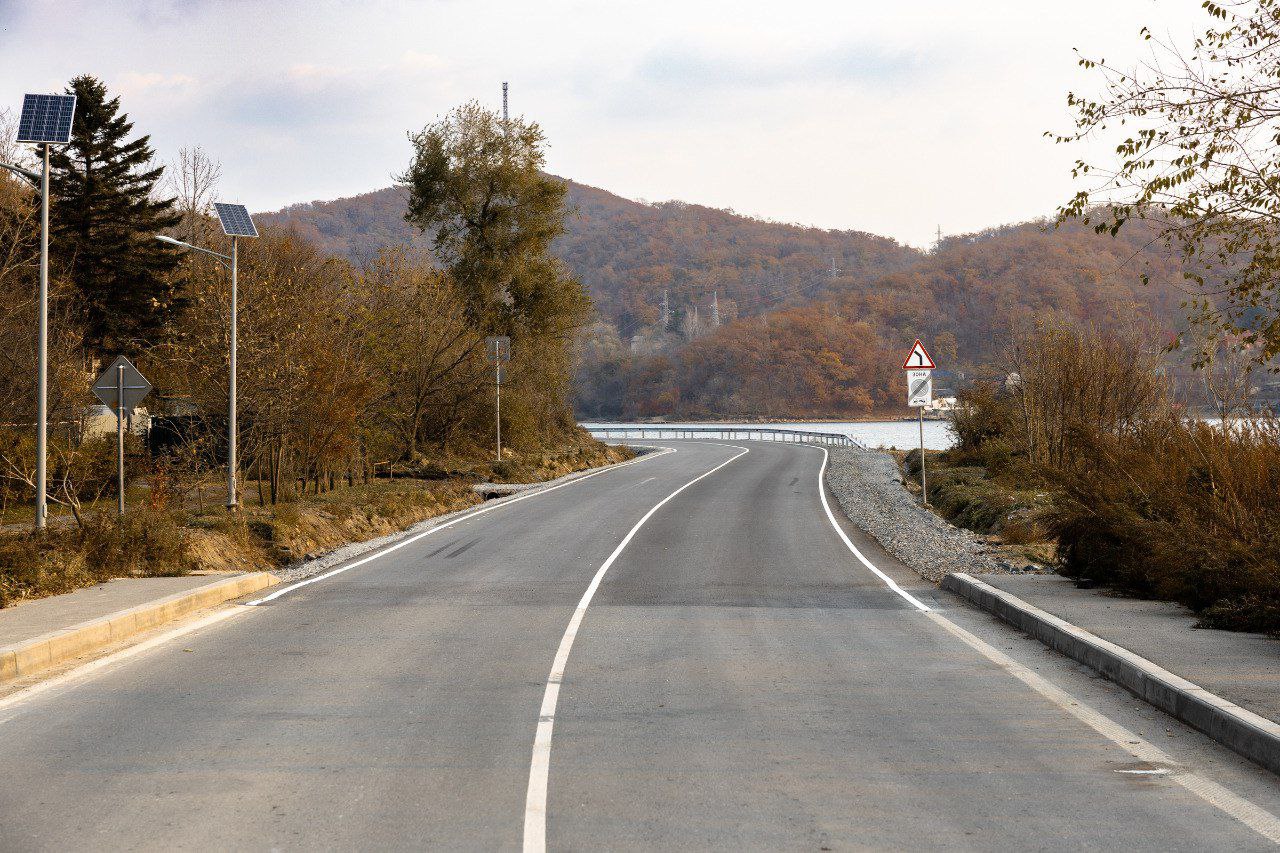 Константин Шестаков: На Русском острове вышли на завершающую стадию большого дорожного ремонта Константин Шестаков: На Русском острове вышли на завершающую стадию большого дорожного ремонта