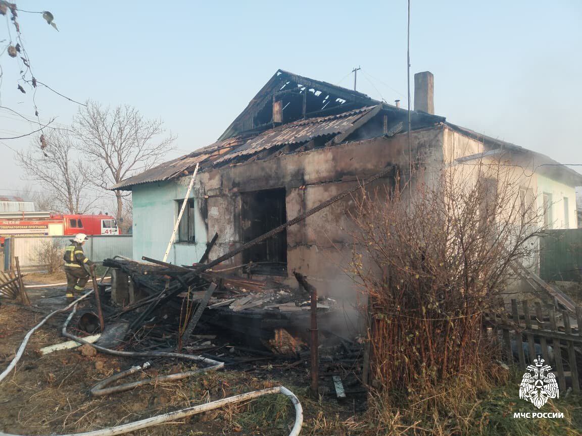 Дознаватели МЧС России установили предварительную причину трагического пожара в Черниговском округе