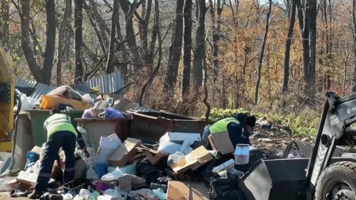 Почти 900 тонн мусора вывезли с начала октября в Советском районе
