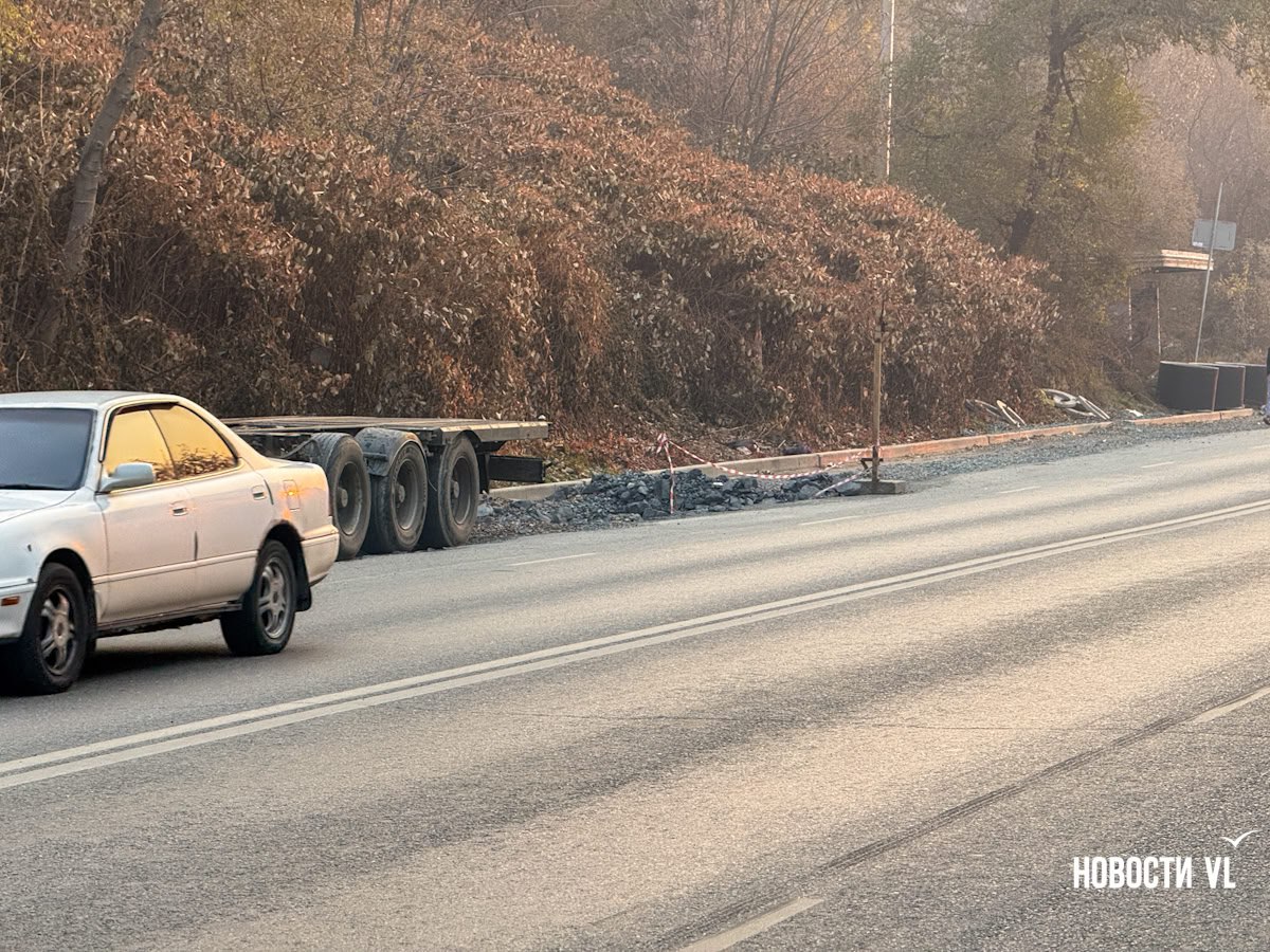 Асфальт на раскопанном участке дороги на Снеговой появится до 20 ноября Асфальт на раскопанном участке дороги на Снеговой появится до 20 ноября