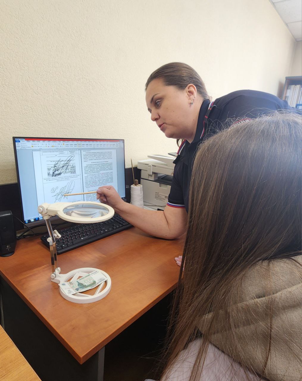 В день образования Находкинского линейного отдела МВД России на транспорте транспортные полицейские провели для студентов экскурсию В день образования Находкинского линейного отдела МВД России на транспорте транспортные полицейские провели для студентов экскурсию