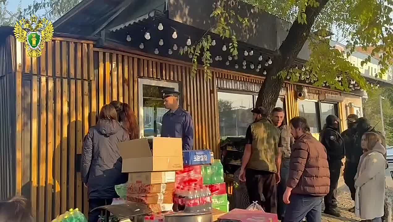 По иску прокуратуры приостановлена деятельность кафе с антисанитарными условиями во Владивостоке