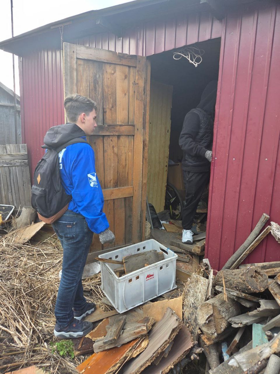 Октябрьские дни не только наполняются яркой осенней листвой, но и добрыми делами Октябрьские дни не только наполняются яркой осенней листвой, но и добрыми делами