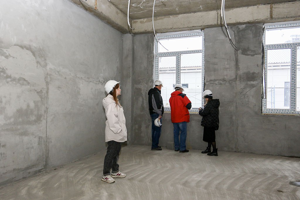 В Находке будущая поликлиника на Тиссовой утеплена и готова к холодам В Находке будущая поликлиника на Тиссовой утеплена и готова к холодам