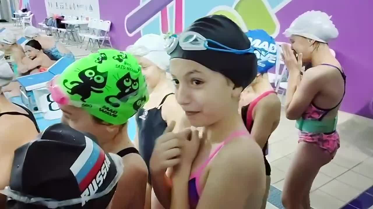 Вот такой поздравительный ролик и теплые слова подготовили юные синхронистки для своих тренеров