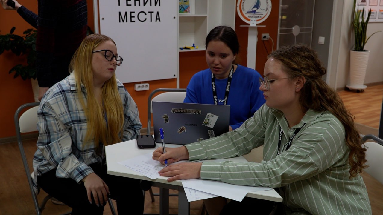 Творческих горожан разных возрастов привлекает модельная библиотека «Семья» в Находке Творческих горожан разных возрастов привлекает модельная библиотека «Семья» в Находке