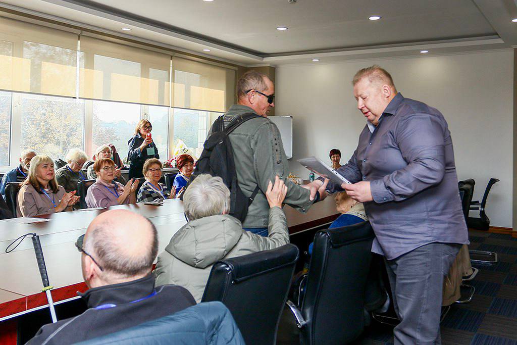 В Находке отметили 100-летие Всероссийского общества слепых В Находке отметили 100-летие Всероссийского общества слепых